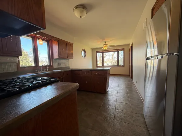 $2,850 | 8301 Normandy Avenue, Burbank, IL 60459