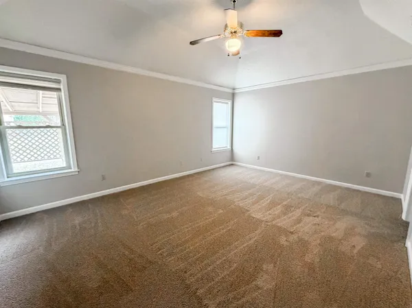 $2,100 | 3915 Oak Road, Bartlett, TN 38135