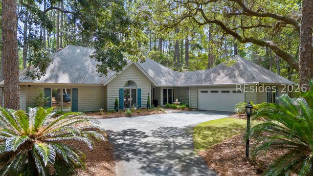 $840,000 | 9 Water Thrush Place, Hilton Head Island, SC 29926