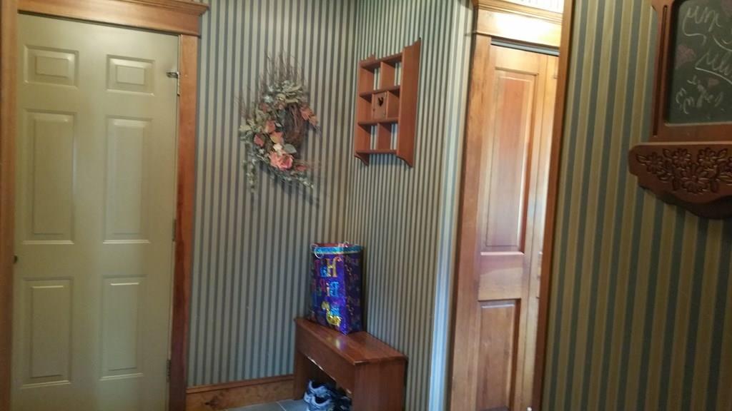 170 City View Road Westfield, MA 01085 - Photo 8 of 42 Gallery Image 8