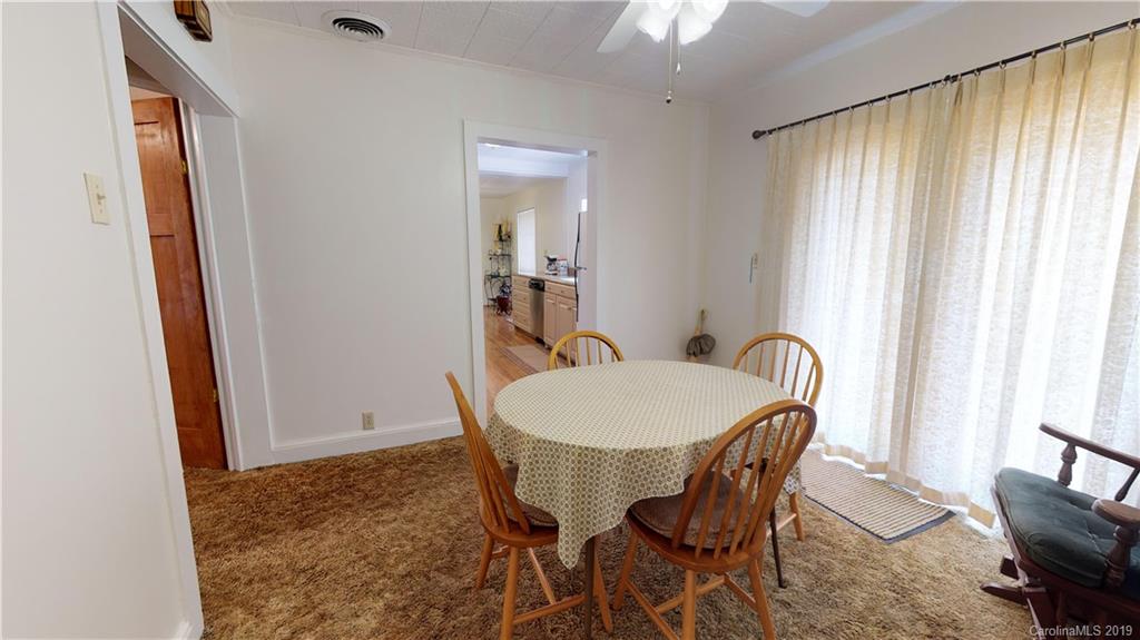 977 Virginia Road Marion, NC 28752 - Photo 14 of 39 Gallery Image 14