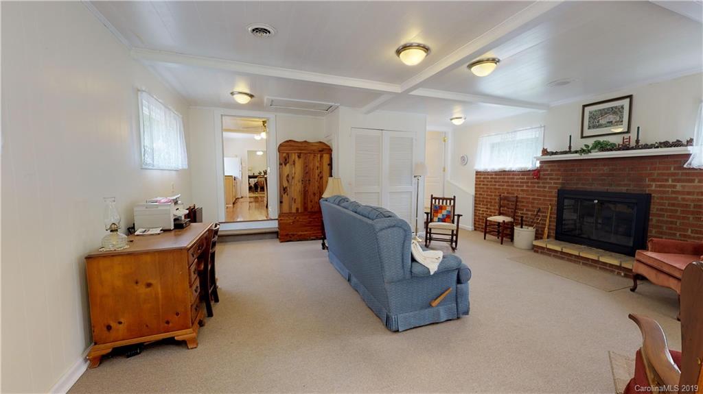 977 Virginia Road Marion, NC 28752 - Photo 22 of 39 Gallery Image 22