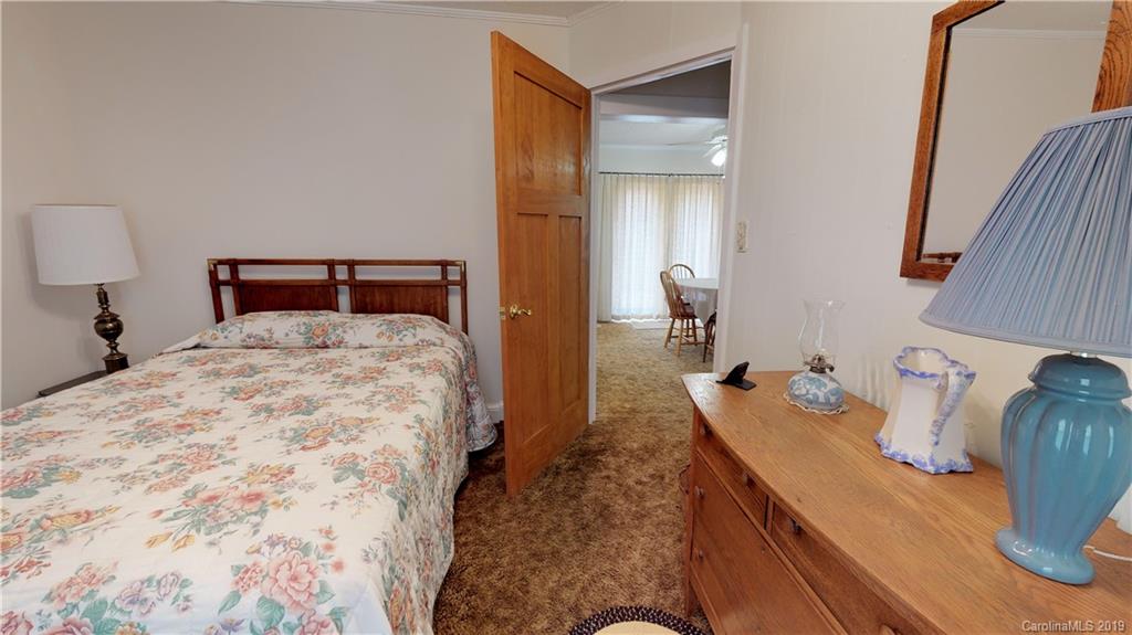 977 Virginia Road Marion, NC 28752 - Photo 29 of 39 Gallery Image 29
