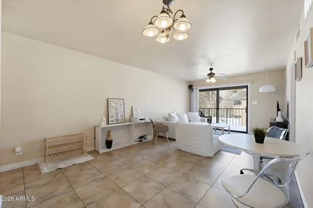 $3,995 | 3200 South Litzler Drive, Unit 8233, Flagstaff, AZ 86005