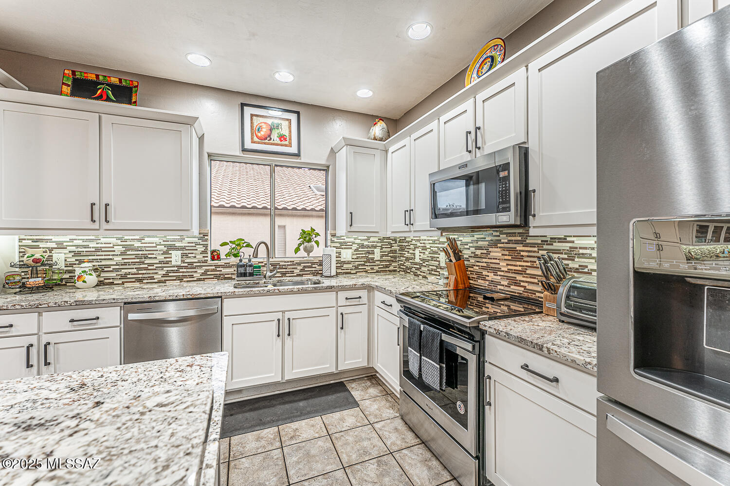 580 West Rio Flojo Green Valley, AZ 85614 - Photo 10 of 28 Gallery Image 10