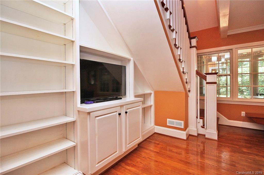 417 Robmont Road Charlotte, NC 28270 - Photo 13 of 44 Gallery Image 13