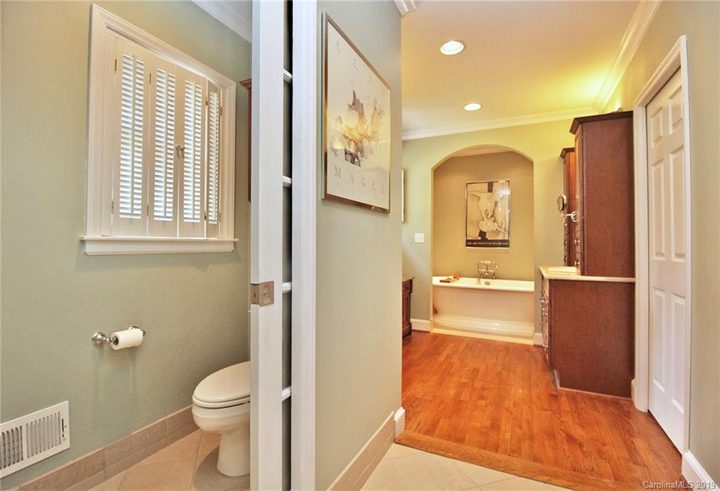 417 Robmont Road Charlotte, NC 28270 - Photo 22 of 44 Gallery Image 22