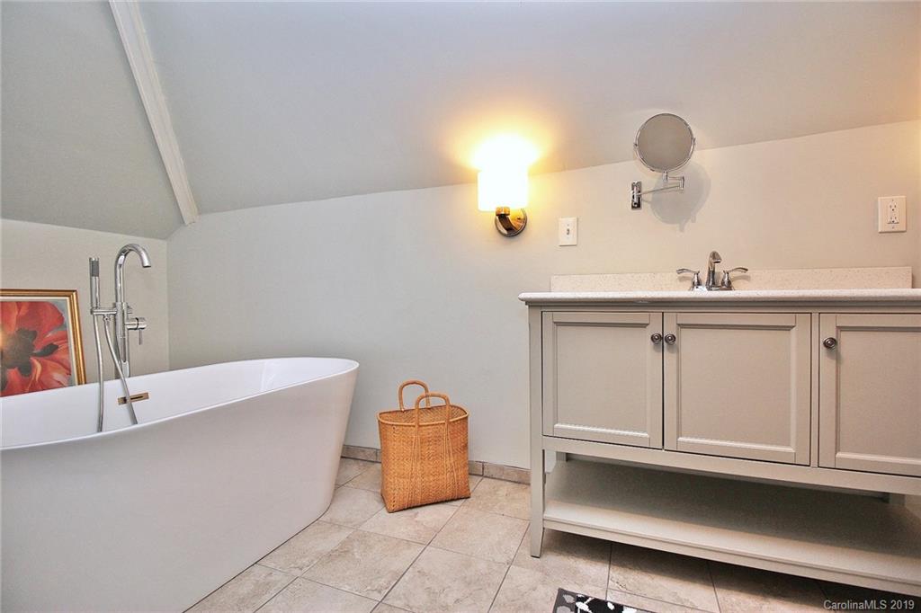 417 Robmont Road Charlotte, NC 28270 - Photo 27 of 44 Gallery Image 27