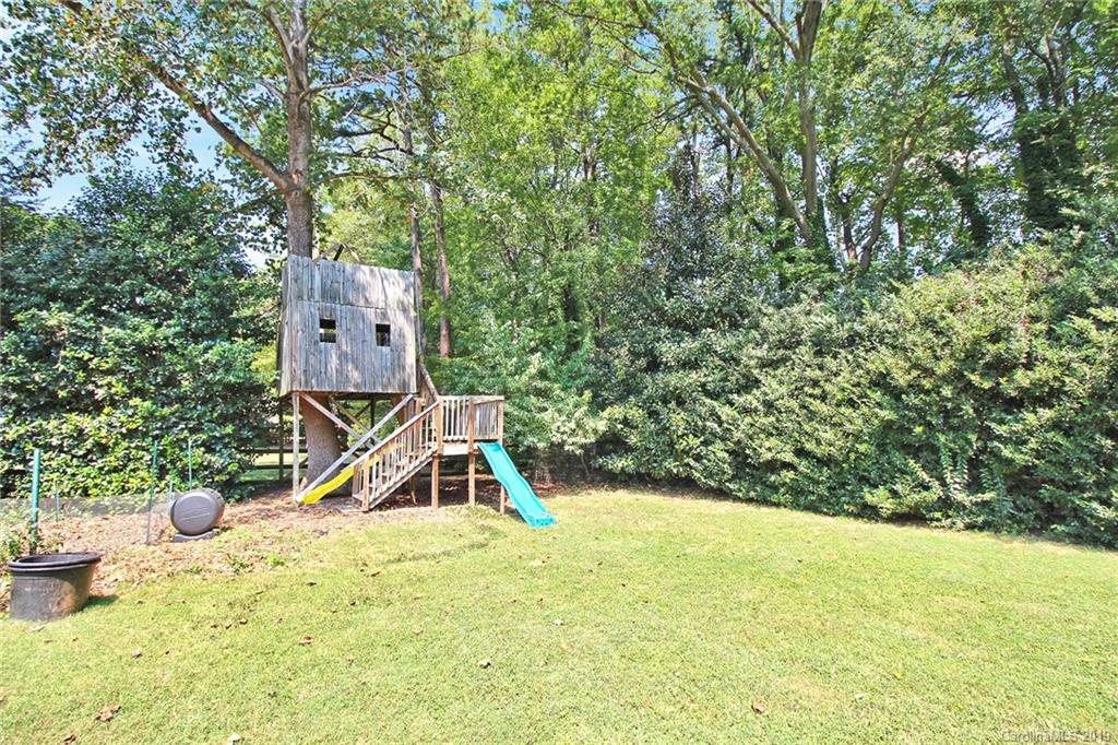 417 Robmont Road Charlotte, NC 28270 - Photo 35 of 44 Gallery Image 35