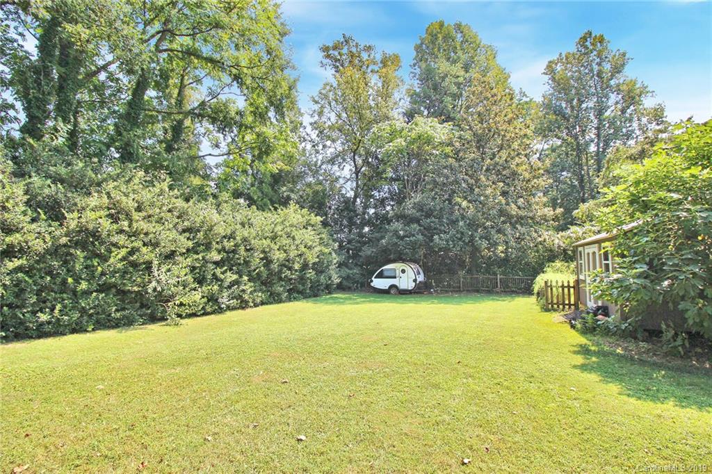 417 Robmont Road Charlotte, NC 28270 - Photo 36 of 44 Gallery Image 36