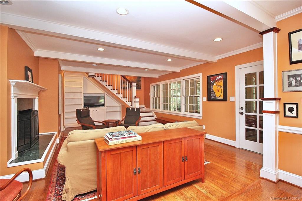 417 Robmont Road Charlotte, NC 28270 - Photo 9 of 44 Gallery Image 9