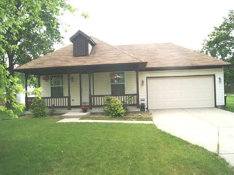 648 South High School Road Indianapolis, IN 46241 - Photo 1 of 16 Gallery Image 1