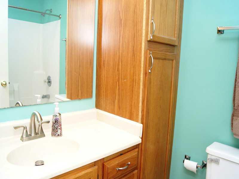 648 South High School Road Indianapolis, IN 46241 - Photo 13 of 16 Gallery Image 13