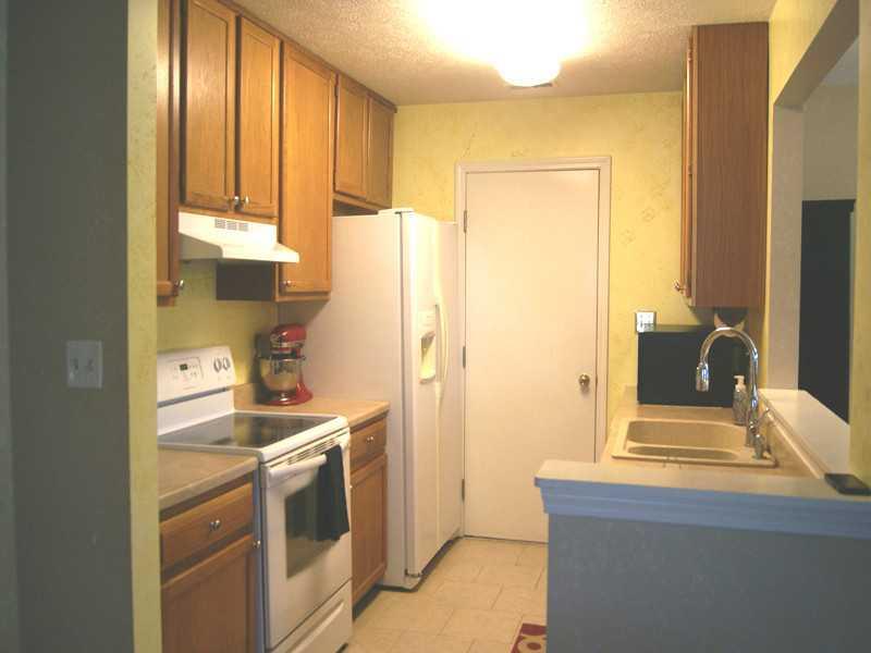 648 South High School Road Indianapolis, IN 46241 - Photo 6 of 16 Gallery Image 6