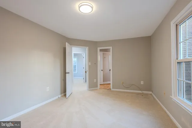 $725,000 | 3245 Kinross Circle, Herndon, VA 20171