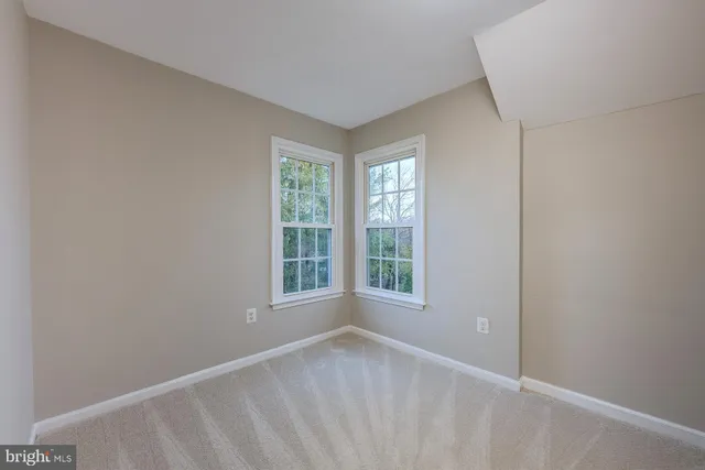 $725,000 | 3245 Kinross Circle, Herndon, VA 20171