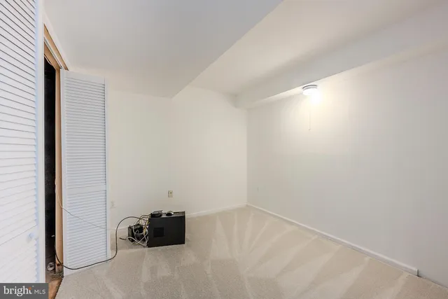 $725,000 | 3245 Kinross Circle, Herndon, VA 20171