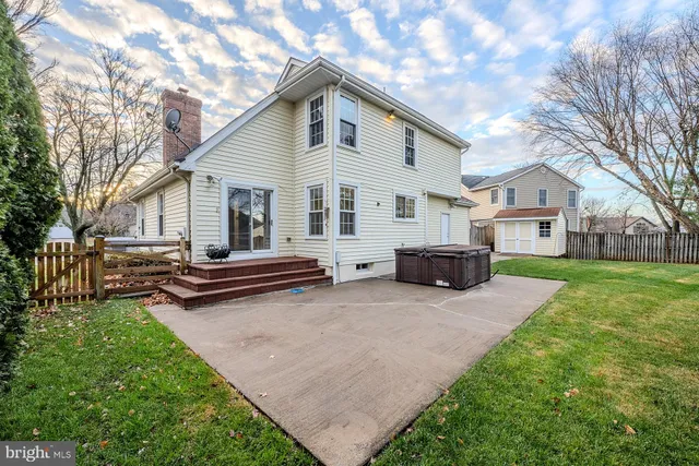 $725,000 | 3245 Kinross Circle, Herndon, VA 20171