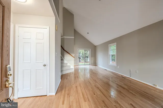 $725,000 | 3245 Kinross Circle, Herndon, VA 20171