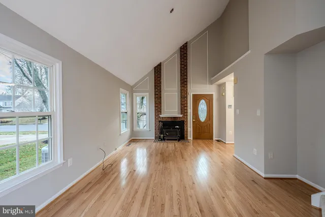 $725,000 | 3245 Kinross Circle, Herndon, VA 20171