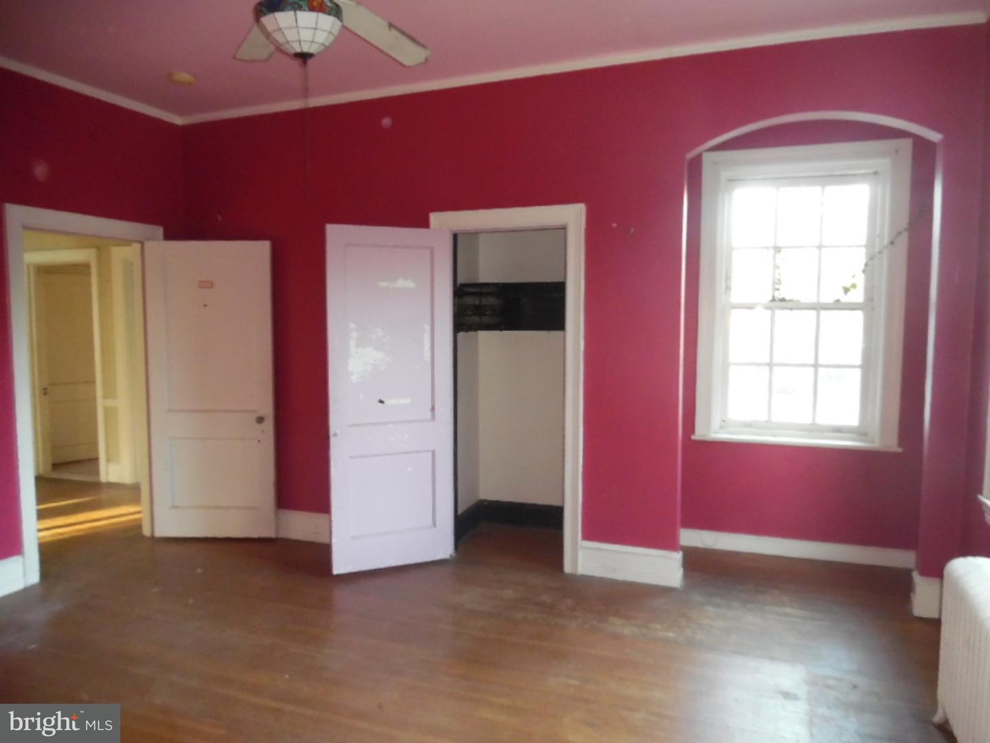 422 Ashbourne Road Cheltenham, PA 19012 - Photo 17 of 25