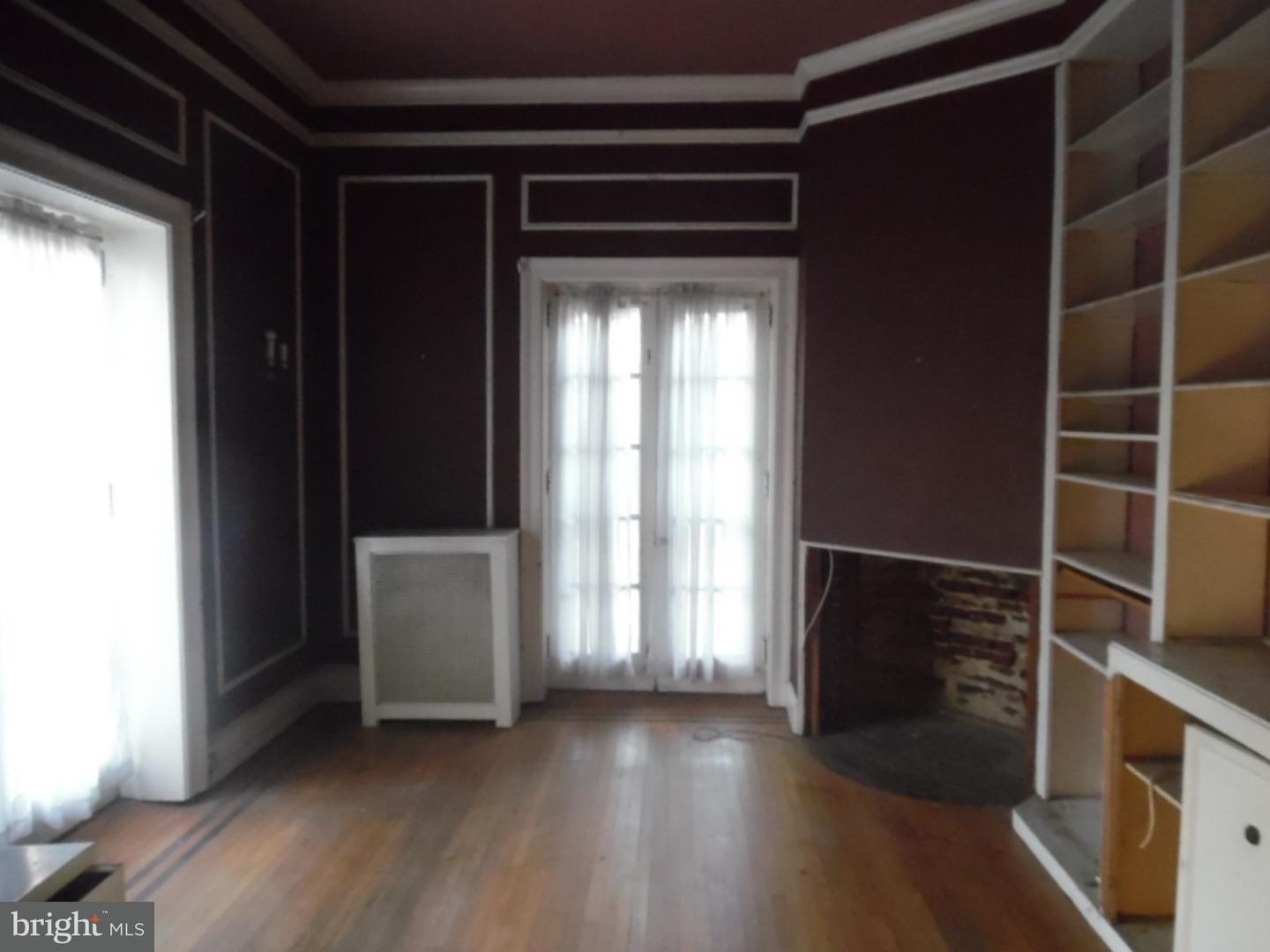422 Ashbourne Road Cheltenham, PA 19012 - Photo 9 of 25
