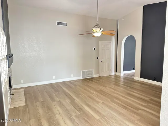 $3,350 | 7126 West Columbine Drive, Peoria, AZ 85381