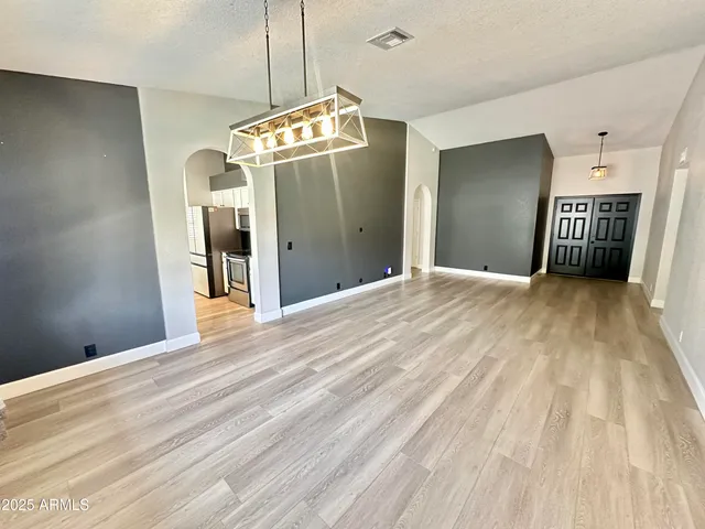 $3,350 | 7126 West Columbine Drive, Peoria, AZ 85381