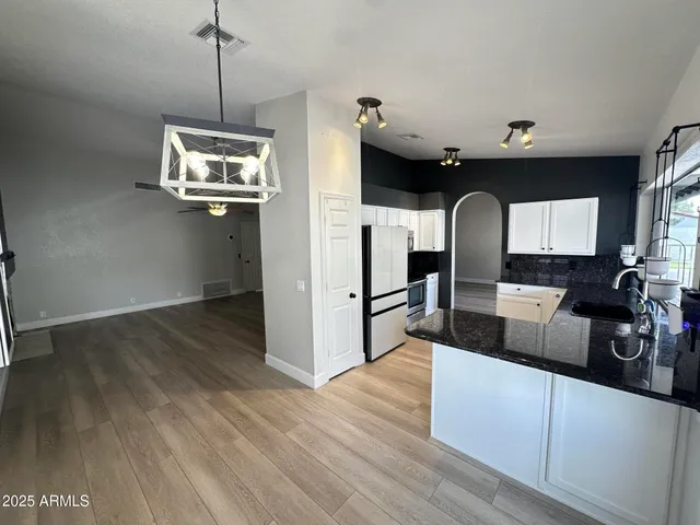 $3,350 | 7126 West Columbine Drive, Peoria, AZ 85381