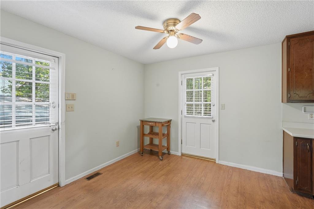 6405 Riley Road Cumming, GA 30028 - Photo 6 of 32