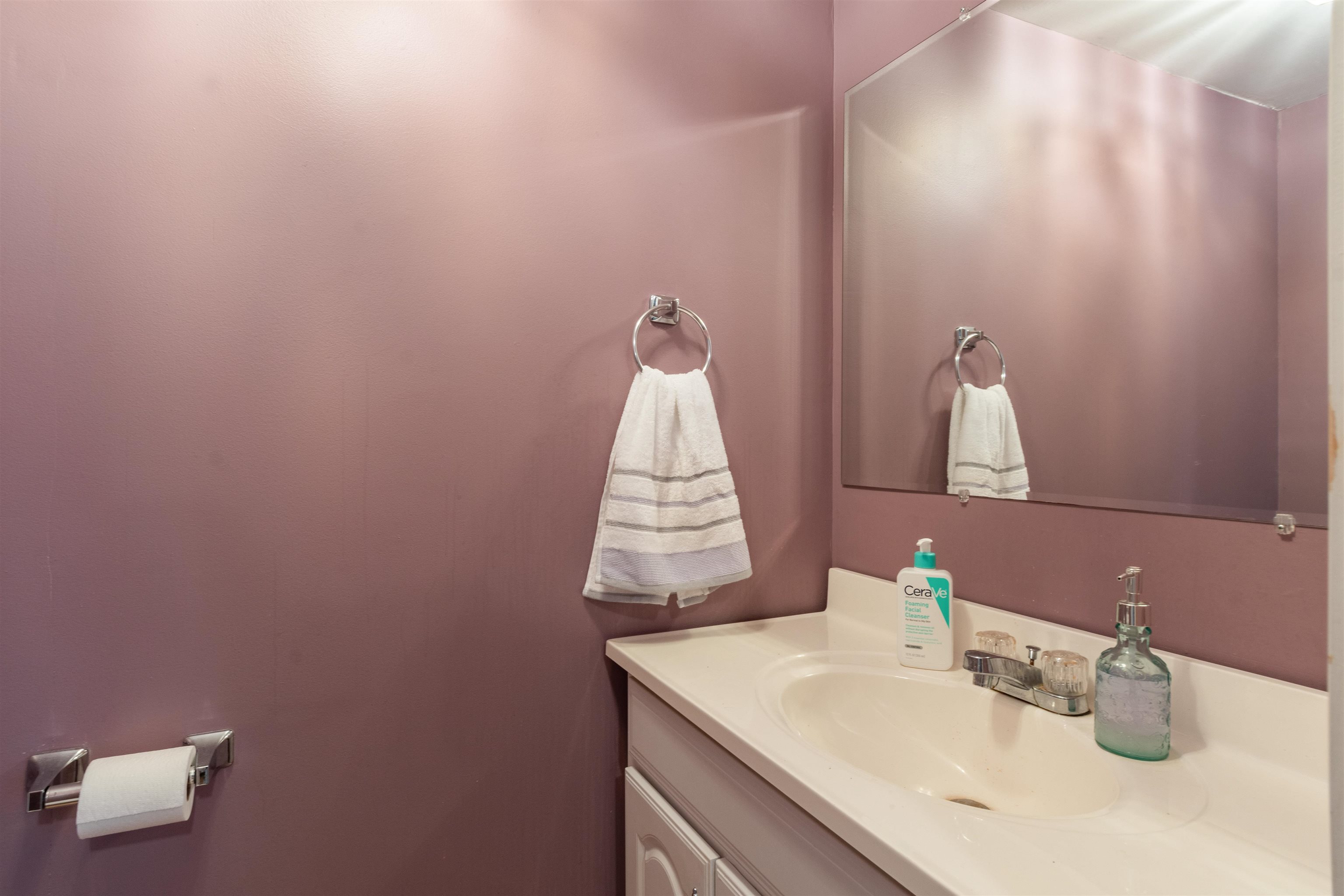 5 Tobacco Road Derry, NH 03038 - Photo 18 of 29 Gallery Image 18
