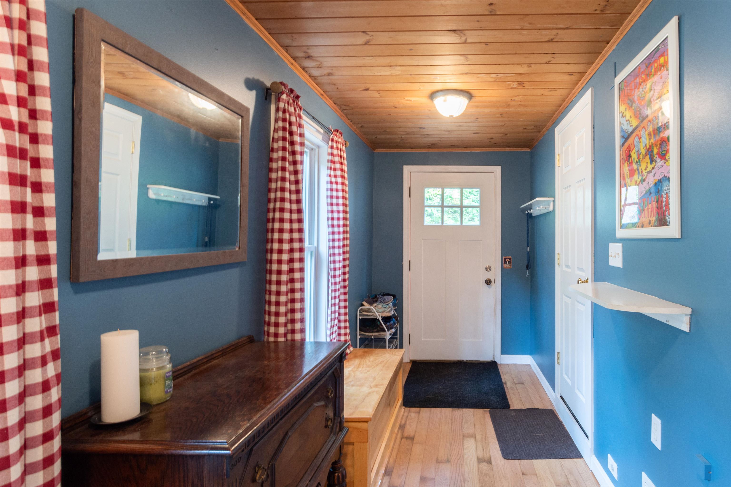 5 Tobacco Road Derry, NH 03038 - Photo 7 of 29 Gallery Image 7