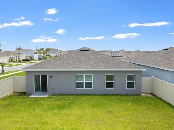 $2,300 | 489 Panaro Lane, Haines City, FL 33844