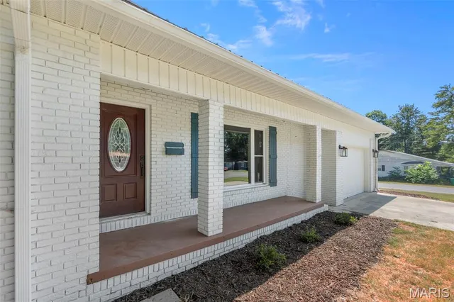 $279,000 | 902 North Poplar Street, Dexter, MO 63841