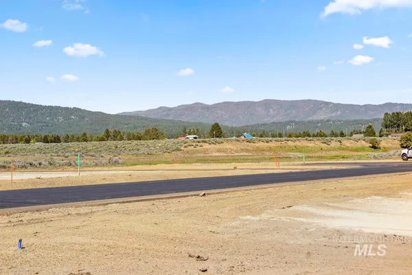 $140,000 | L3-b1 L3-b1 Lazy River Street, Cascade, ID 83611