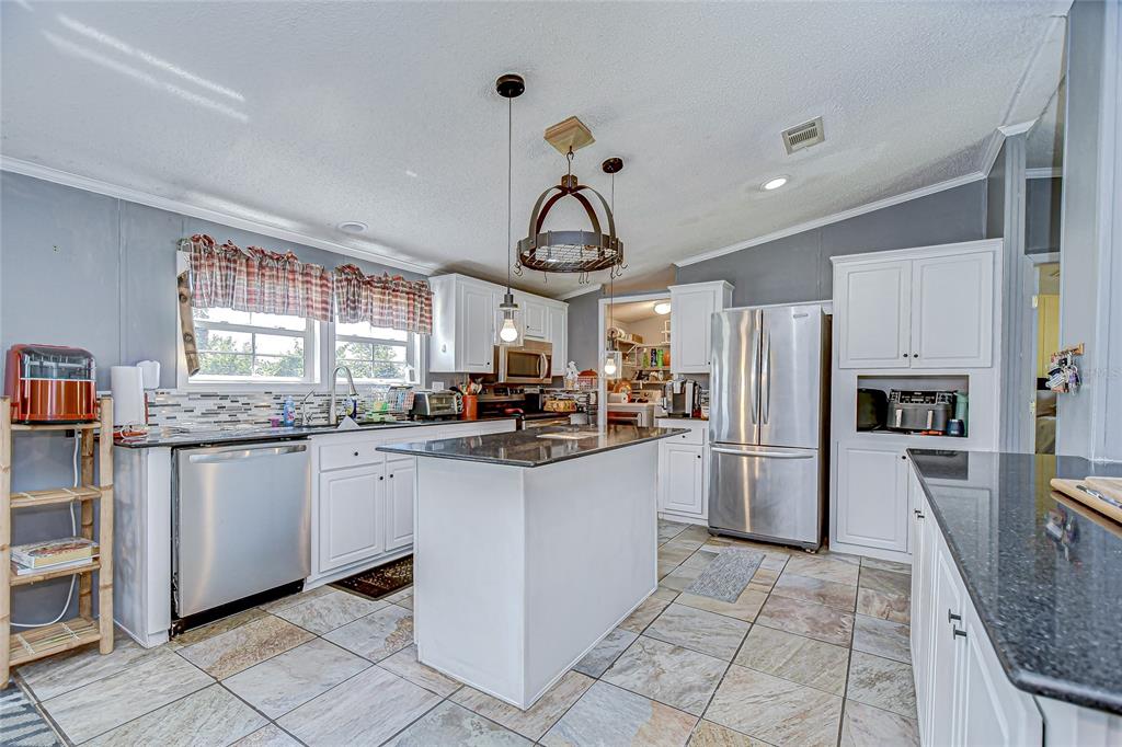 43650 County Road 54 East Kathleen, FL 33849 - Photo 16 of 72