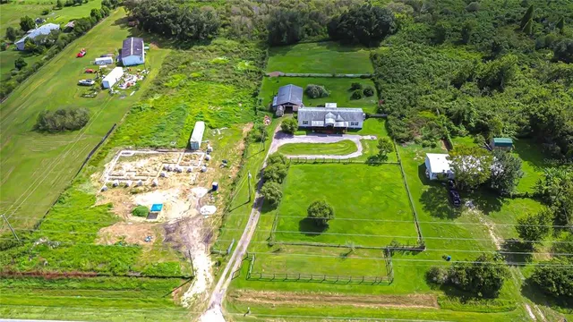 $365,000 | 43650 County Road 54 East, Kathleen, FL 33849