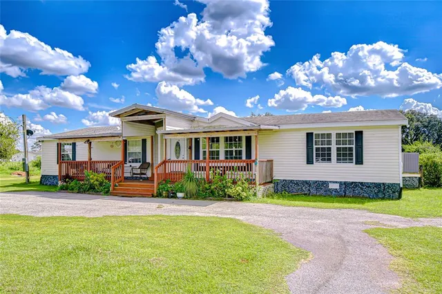 $365,000 | 43650 County Road 54 East, Kathleen, FL 33849