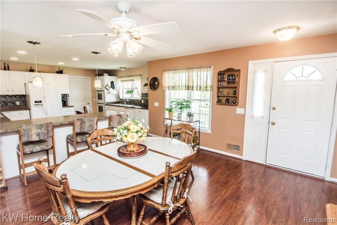58184 Place Road New Haven, MI 48048 - Photo 7 of 38 58184Place_12.jpg
