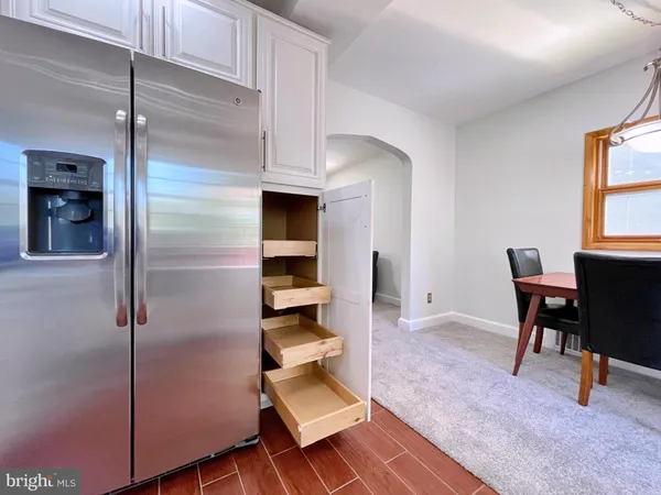 $2,795 | 802 South Orme Street, Arlington, VA 22204