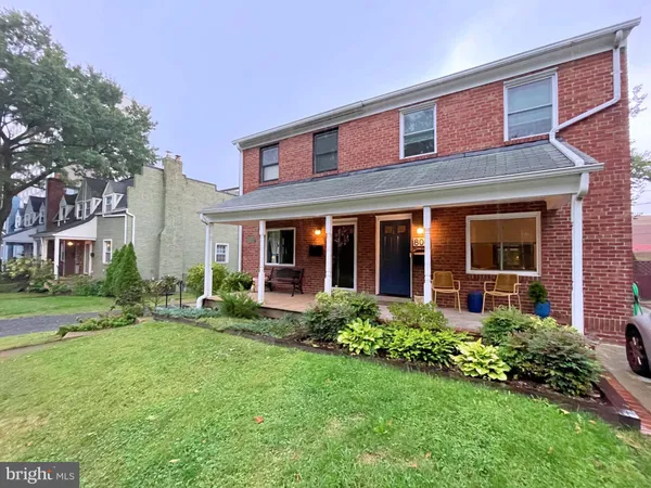 $2,795 | 802 South Orme Street, Arlington, VA 22204