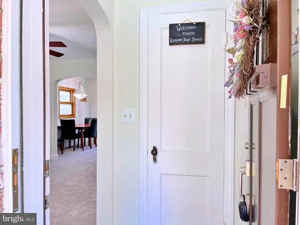 $2,795 | 802 South Orme Street, Arlington, VA 22204
