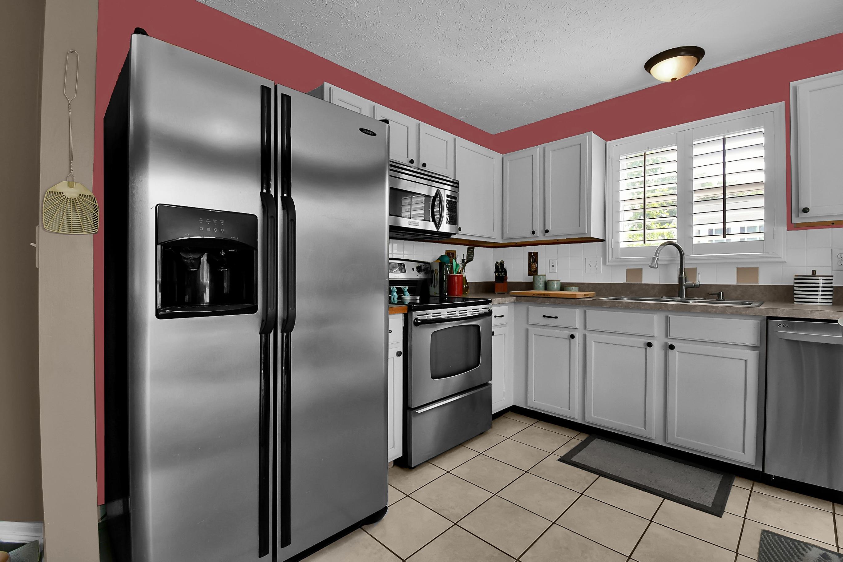 2602 Two Ridge Avenue Lancaster, OH 43130 - Photo 24 of 31 Gallery Image 24