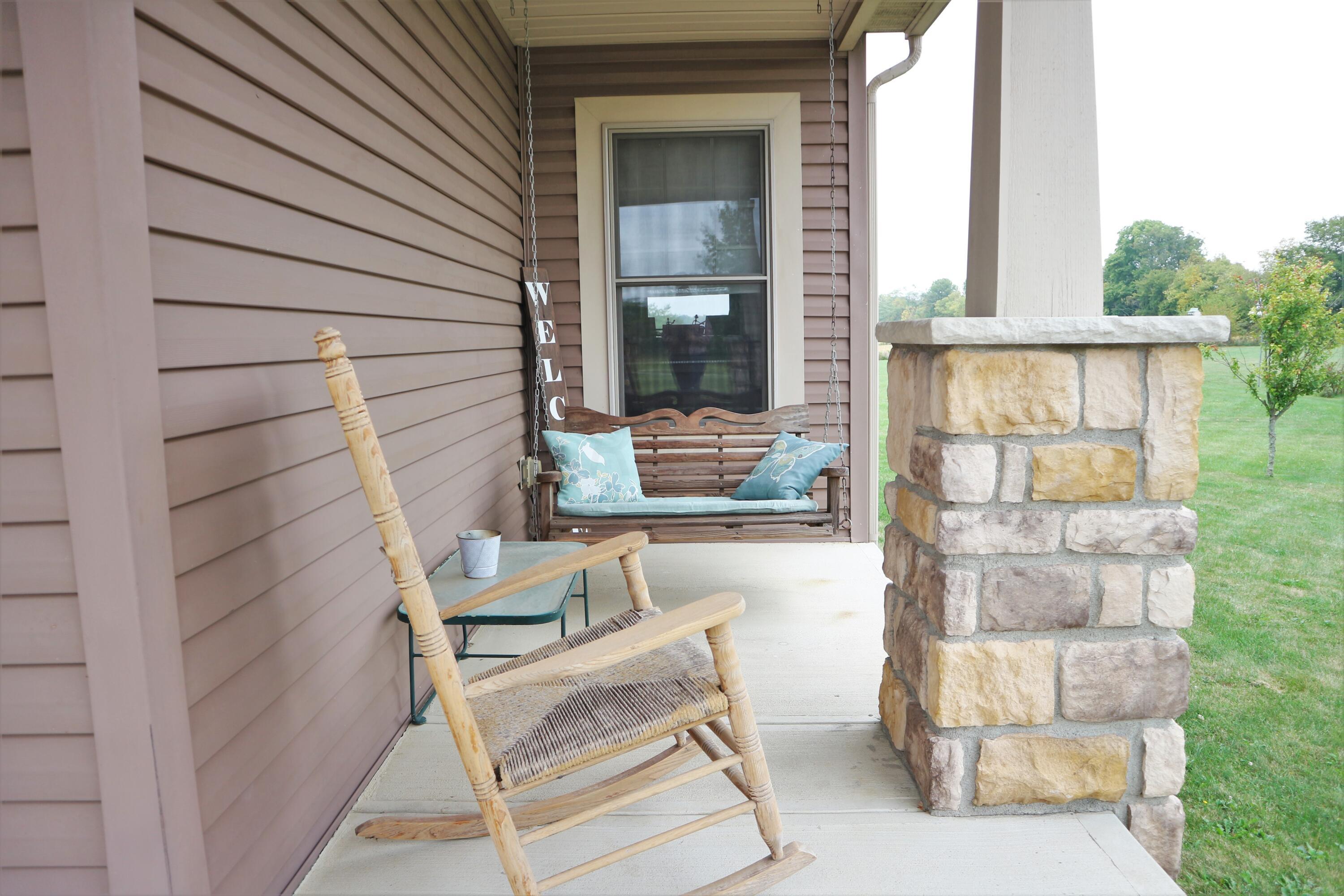 6936 Zane Trail Road Circleville, OH 43113 - Photo 4 of 34 Gallery Image 4