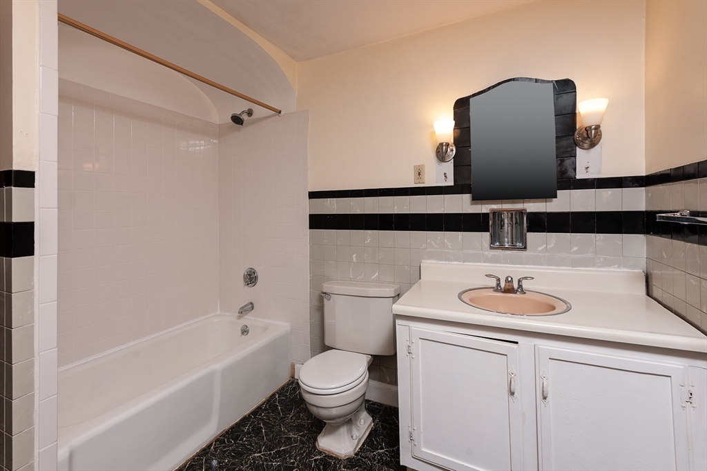 16 Putnam Road North Andover, MA 01845 - Photo 22 of 37 Gallery Image 22