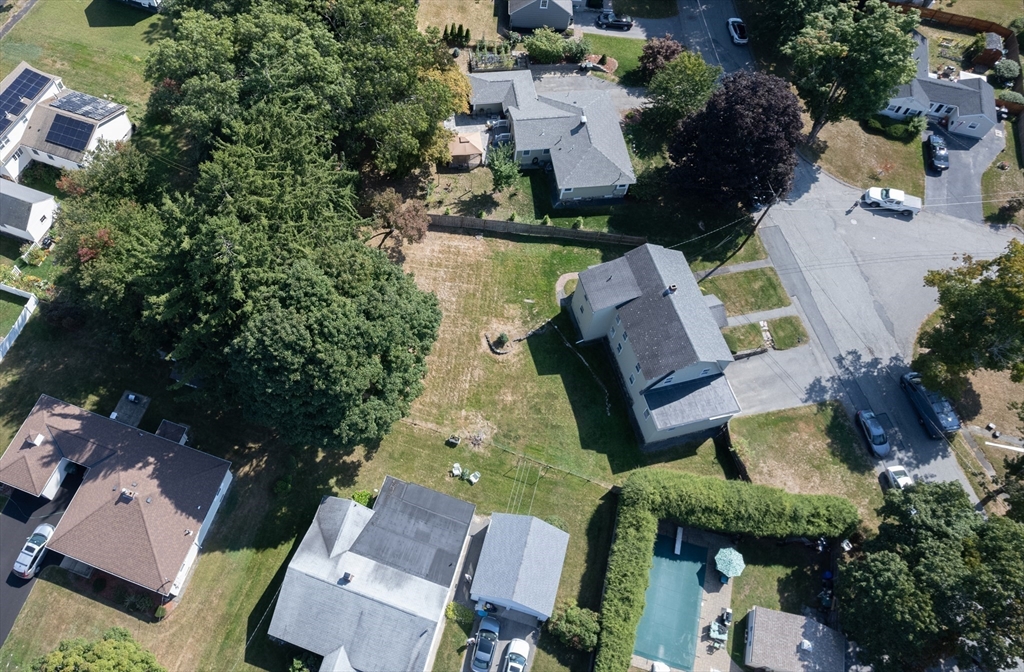 16 Putnam Road North Andover, MA 01845 - Photo 31 of 37 Gallery Image 31