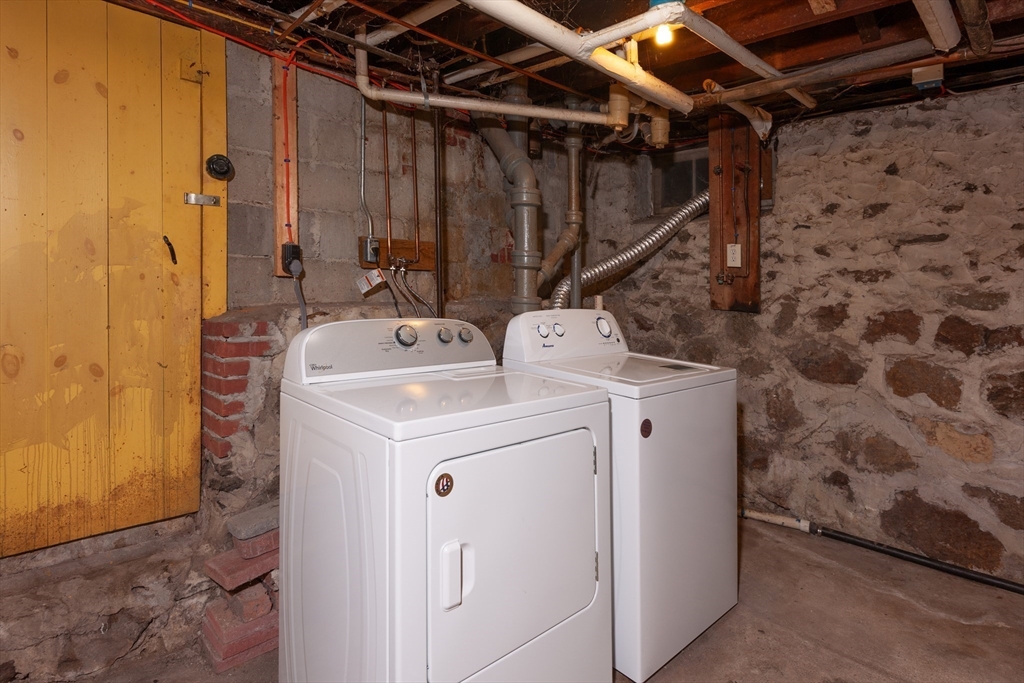 16 Putnam Road North Andover, MA 01845 - Photo 36 of 37 Gallery Image 36