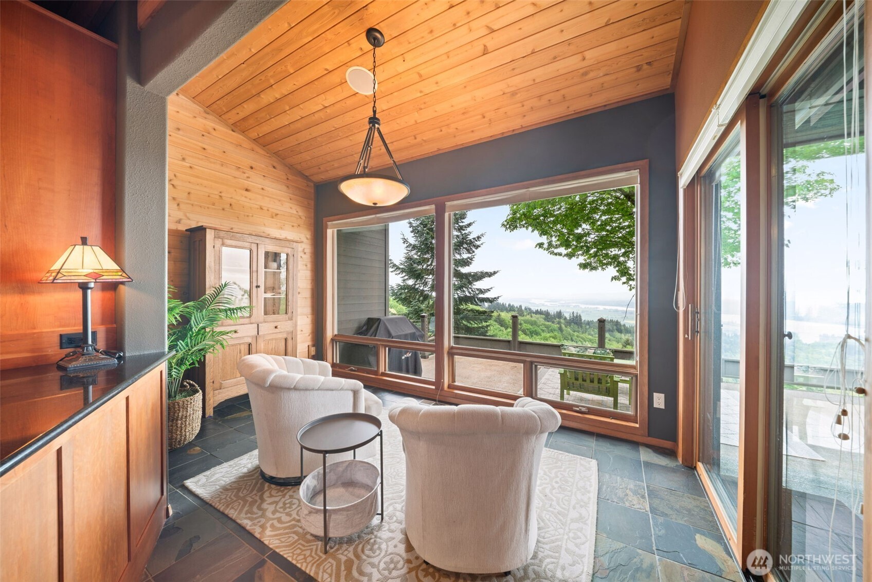 813 Varsity Road Kalama, WA 98625 - Photo 14 of 40 a living room with large windows