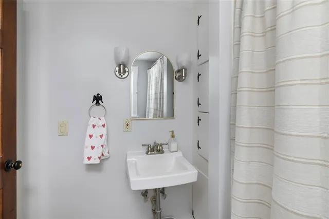 $439,900 | 123 Doolittle Street, Coventry, RI 02816