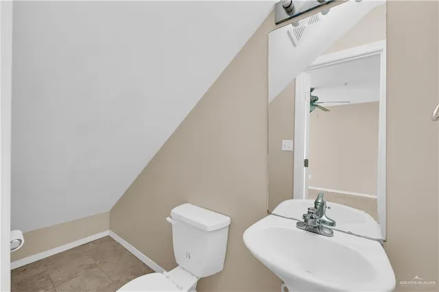 $1,200 | 1607 West Omni Avenue, Unit 2, Pharr, TX 78577